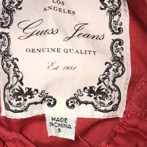 Dos piezas blusa guess un oberol falda azul